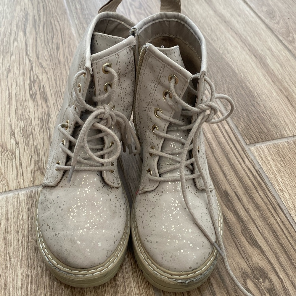 Cupcake toddler boots